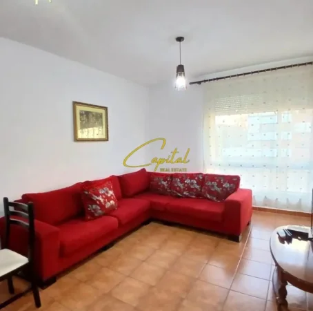 Tirane, jepet me qera apartament 1+1 Kati 4, 67 m² 500 € (PAZARI I RI)