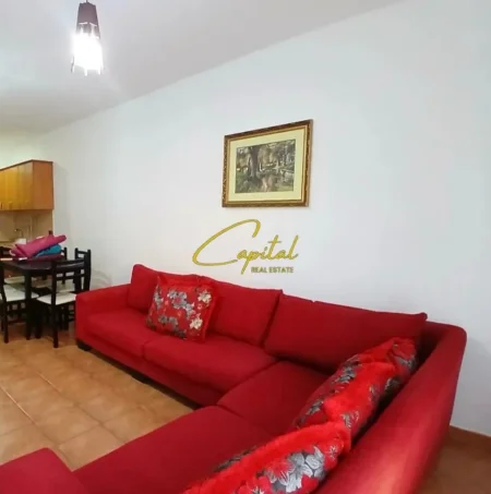 Tirane, jepet me qera apartament 1+1 Kati 4, 67 m² 500 € (PAZARI I RI)