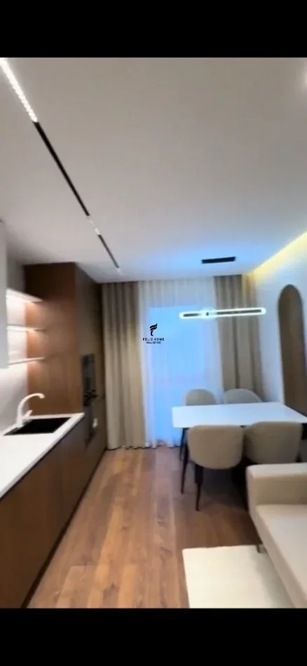 Tirane, jepet me qera apartament 1+1 Kati 4, 80 m² 770 € (XHAMLLIK)