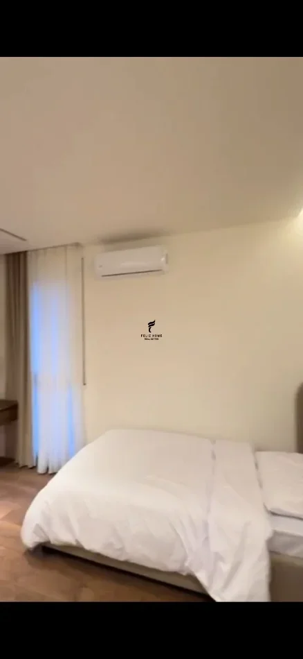 Tirane, jepet me qera apartament 1+1 Kati 4, 80 m² 770 € (XHAMLLIK)