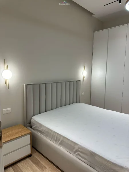 Tirane, jepet me qera apartament 2+1 Kati 1, 90 m² 640 € (Don Bosco)