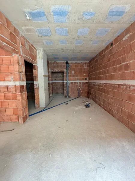 Tirane, shitet apartament 1+1+Ballkon Kati 2, 57 m² 58.710 € (Lakeside Paskuqan)