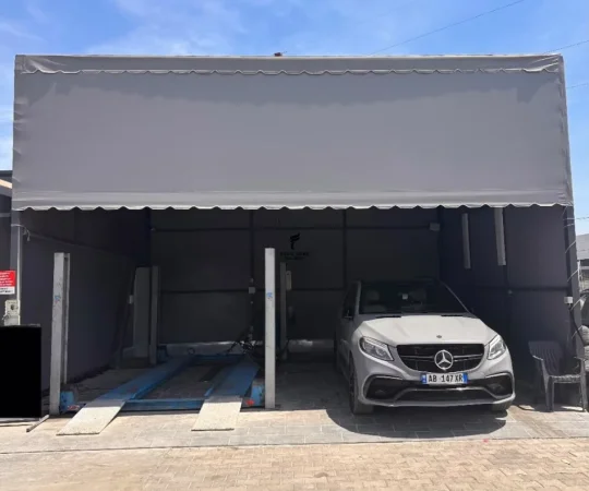 Tirane, jepet me qera magazine Kati 0, 50 m² 1.000 € (AUTOSTRADA TIRANE-DURRES)