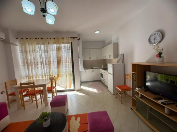 Tirane, jepet me qera apartament 1+1+Ballkon Kati 5, 68 m² 400 € (Astir)