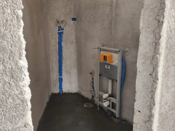Tirane, shitet dyqan Kati 0, 48 m² 