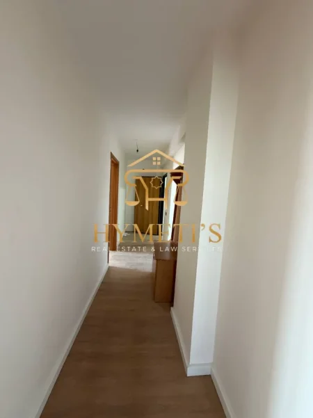 Durres, shitet apartament 2+1 Kati 10, 90 m² 113.000 € (Rr. Hysen Kërtusha)