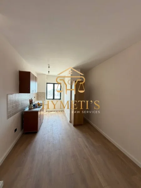 Durres, shitet apartament 2+1 Kati 10, 90 m² 113.000 € (Rr. Hysen Kërtusha)