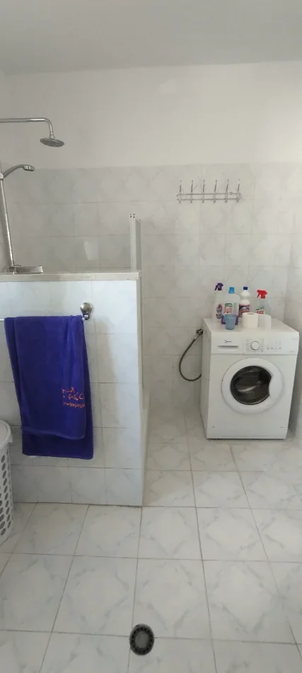 Tirane, jepet me qera apartament 2+1+Ballkon Kati 5, 75 m² 550 € (Musafa Leshi)