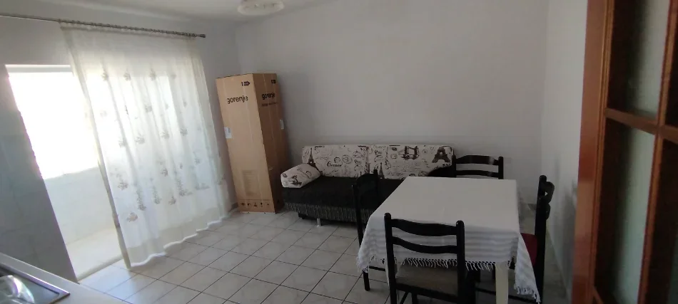 Tirane, jepet me qera apartament 2+1+Ballkon Kati 5, 75 m² 550 € (Musafa Leshi)