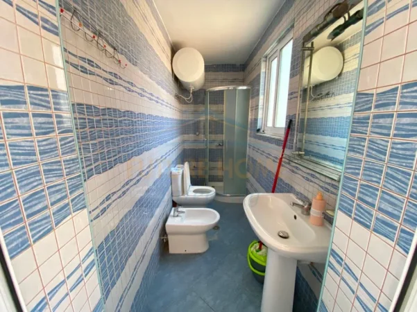 Qera, Apartament 1+1, Rruga e Dibres, Tiranë.  0696069906