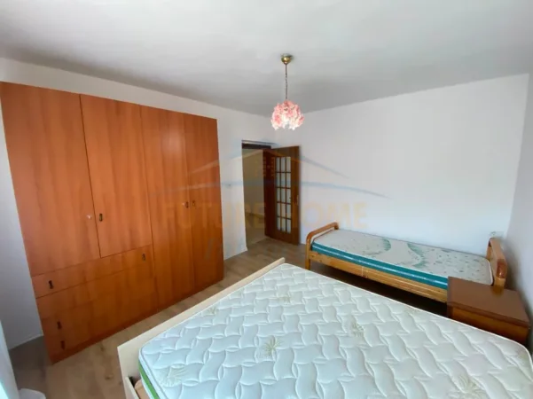 Qera, Apartament 1+1, Rruga e Dibres, Tiranë.  0696069906