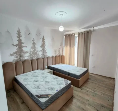 Tirane, jepet me qera apartament 1+1+Ballkon Kati 3, 98 m² 700 € (Fiori Di Bosko Don Bosko)