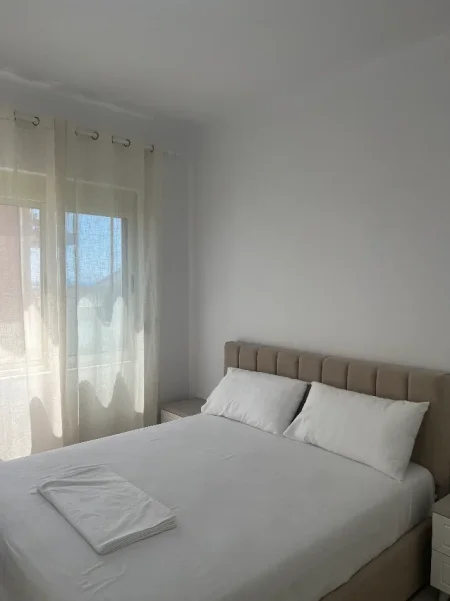 Durres, jap me qera 1+1 Kati 4, 67 m² 85 €