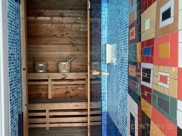 Tirane, jepet me qera ambjent biznesi Kati 2, 1.811 m² 7.000 € (kodra e diellit)