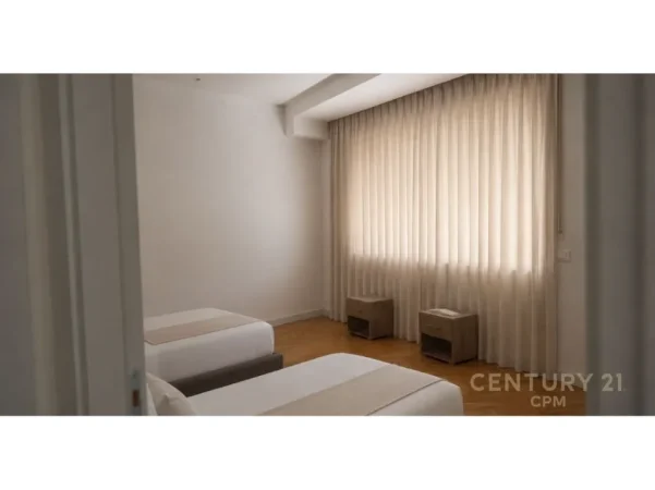 Tirane, jepet me qera apartament 3+1 Kati 2, 193 m² 2.500 € (kodra e diellit 1)