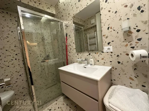 Tirane, jepet me qera apartament 2+1 Kati 3, 100 m² 1.200 € (rruga e kavajes)