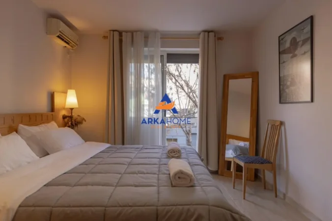 Tirane, jepet me qera apartament 1+1+Ballkon , 65 m² 700 € 