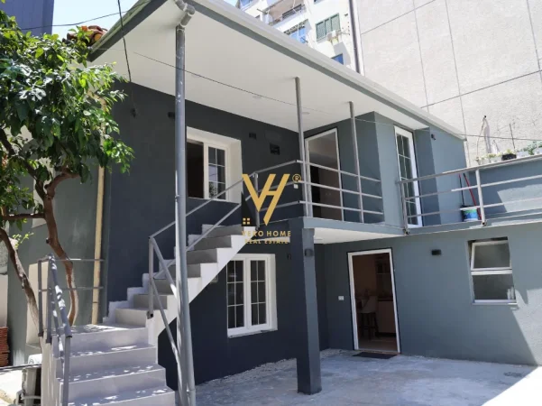 Tirane, jepet me qera shtepi 1+1+Ballkon Kati 0, 50 m² 1.300 € (RRUGA E DIBRES)