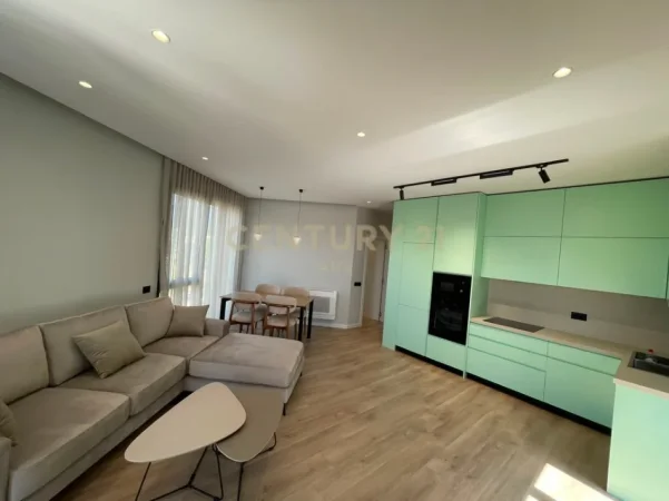 Tirane, jepet me qera apartament 2+1 Kati 2, 105 m² 1.300 € (liqeni i thate pa malore)