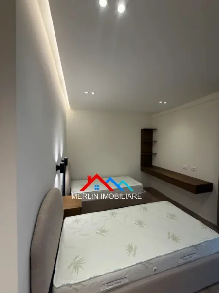 Tirane, jepet me qera apartament 3+1+Ballkon Kati 3, 127 m² 1.100 € (BULEVARDI I RI,RRUGA KARL GEGA)