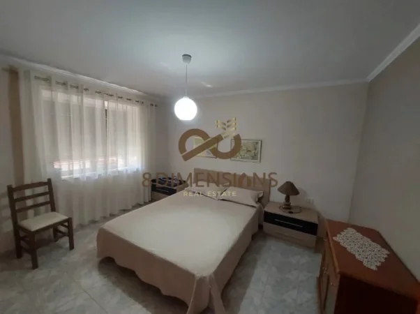 Jepet me qera Apartament 1+1 te Shkolla e Baletit (D8241Z-58)