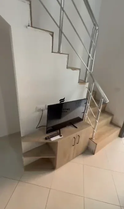 Tirane, jepet me qera apartament 1+1 Kati 1, 60 m² 430 € (RRUGA E DIBRES)