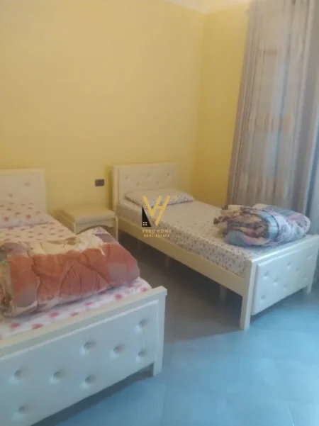 Tirane, jepet me qera apartament 2+1+Ballkon Kati 4, 90 m² 520 € (ASTIR)