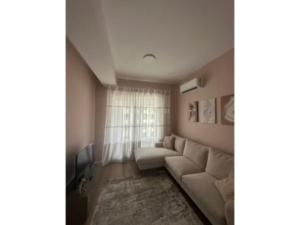 Tirane, jepet me qera apartament 1+1 Kati 6, 54 m² 450 € 