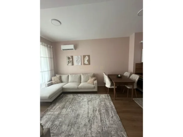 Tirane, jepet me qera apartament 1+1 Kati 6, 54 m² 450 € 