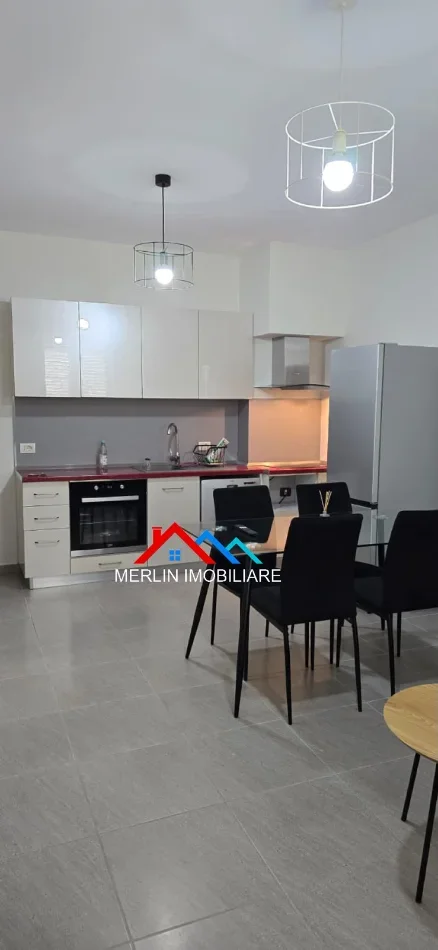Tirane, jepet me qera apartament 1+1+Ballkon Kati 4, 46 m² 560 € (RRUGA PETRO KORCARI,KOMUNA E PARISIT)