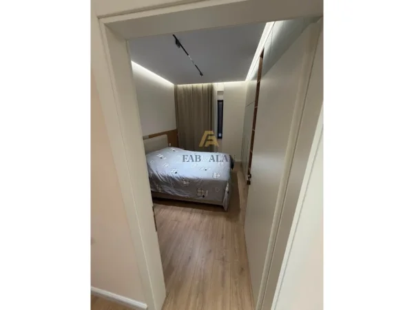 Tirane, shitet apartament 2+1+Aneks+Ballkon , 95 m² 289.999 € (Liqeni i Thate)