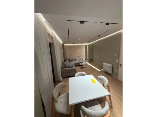Tirane, shitet apartament 2+1+Aneks+Ballkon , 95 m² 289.999 € (Liqeni i Thate)