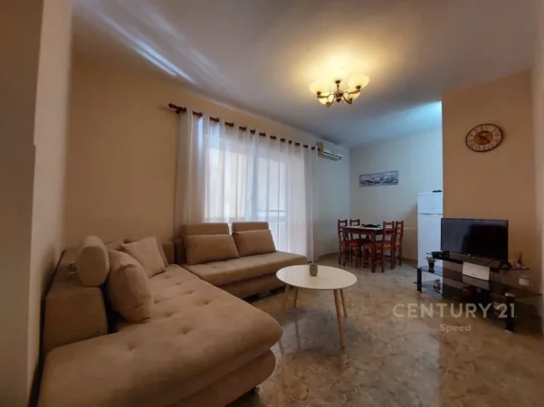 Tirane, jepet me qera apartament 1+1+Aneks+Ballkon Kati 5, 88 m² 600 € (Rruga Luigj Gurakuqi)