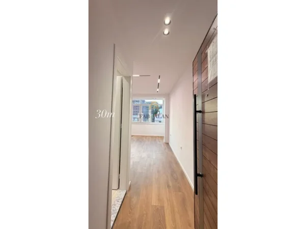 Tirane, shitet garsonier Studio , 30 m² 115.000 € (21 Dhjetori)