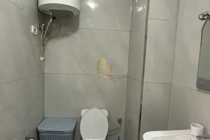Tirane, jepet me qera apartament 2+1+Ballkon Kati 6, 80 m² 650 € (Rruga e Kavajes)