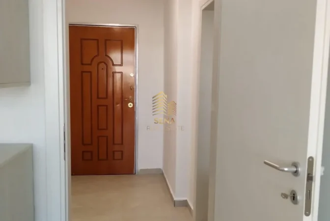 Tirane, jepet me qera apartament 2+1+Ballkon Kati 6, 80 m² 650 € (Rruga e Kavajes)