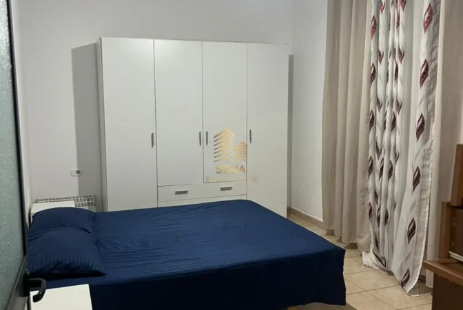 Tirane, jepet me qera apartament 1+1 Kati 2, 65 m² 350 € (5 Maji)