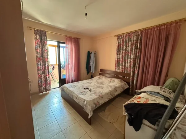 Durres, jepet me qera apartament 2+1+Ballkon Kati 3, 115 m² 450 € 