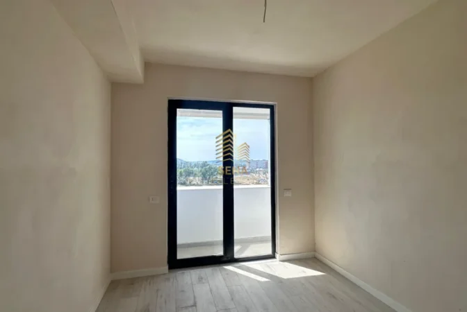 Tirane, shitet apartament 2+1+Ballkon Kati 4, 95 m² 152.000 € (Astir, Urgan Gate)