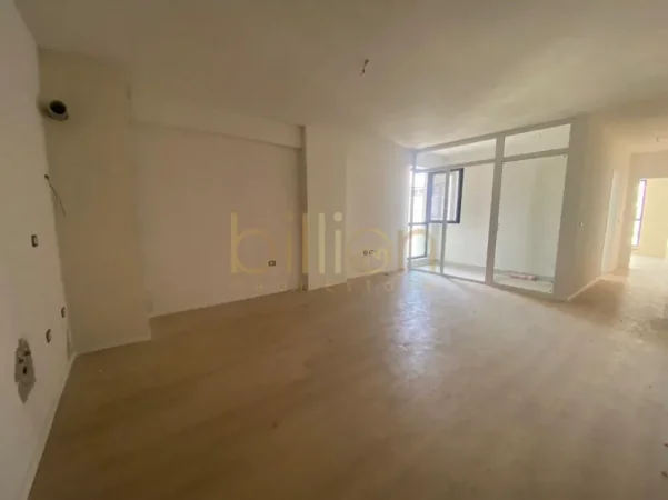 Tirane, shitet 2+1 , 92 m² 155.700 € (Ish Fusha Aviacionit)