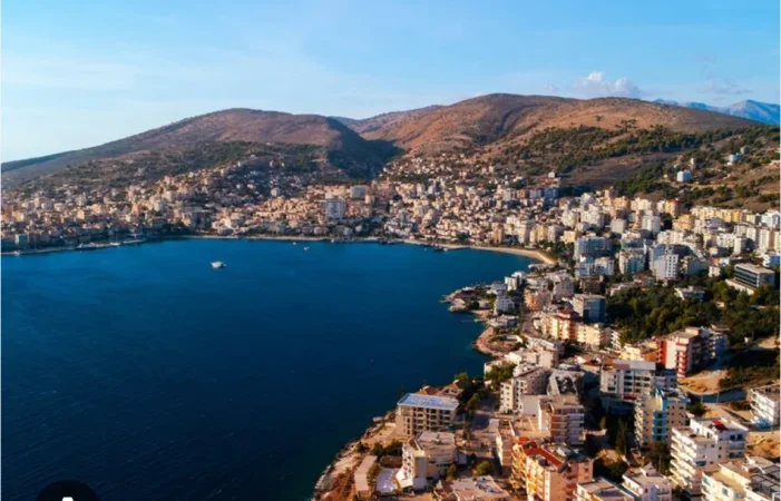 Sarande, shitet truall ne bregdet , 440 m² 135.000 € (Sarande)