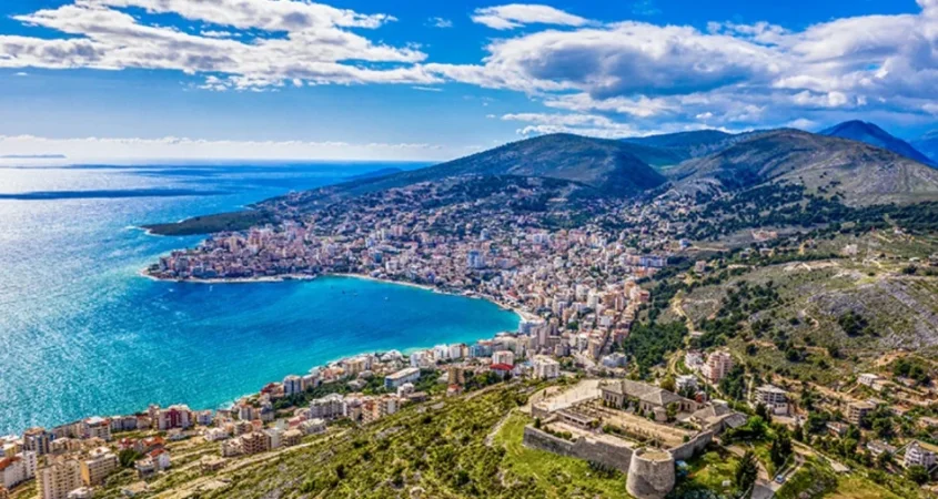 Sarande, shitet truall ne bregdet , 440 m² 135.000 € (Sarande)