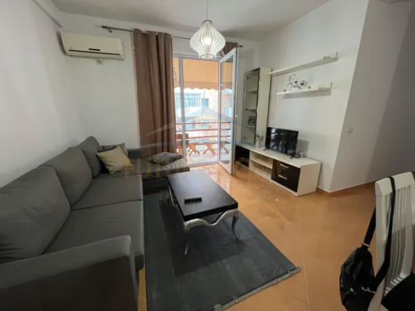 Tirane, jepet me qera apartament 2+1 Kati 5, 93 m² 570 € (UNAZA E RE)