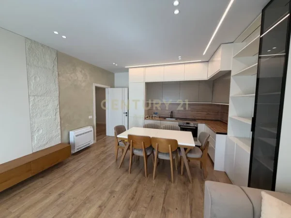 Tirane, jepet me qera apartament 2+1+Ballkon Kati 2, 99 m² 800 € (rruga e barrikadave)
