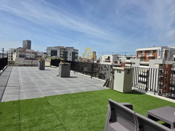 Tirane, shitet apartament+verande | Penthouse 2+1+Aneks+Ballkon , 232 m² 420.000 € (Ali Demi)