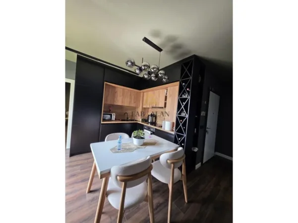 Tirane, shitet apartament+verande | Penthouse 2+1+Aneks+Ballkon , 232 m² 420.000 € (Ali Demi)