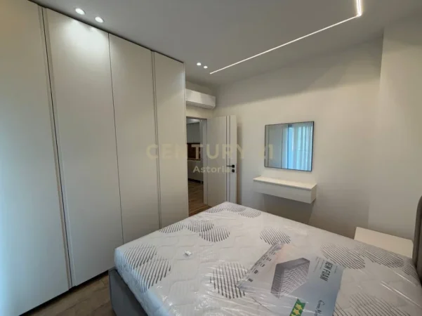 Tirane, jepet me qera apartament 2+1 Kati 2, 79 m² 750 € (rruga e barrikadave)