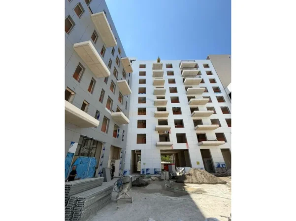 Tirane, shitet apartament 2+1 Kati 4, 120 m² (JORDAN MISJA)