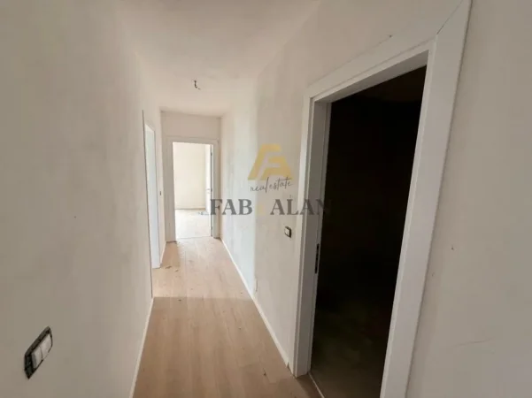 Tirane, shitet apartament 2+1 , 91 m² 155.720 € (Ish Fusha e Aviacionit)