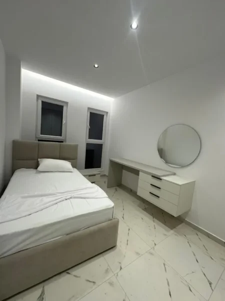 Tirane, jepet me qera apartament 2+1 Kati 6, 100 m² 750 € 